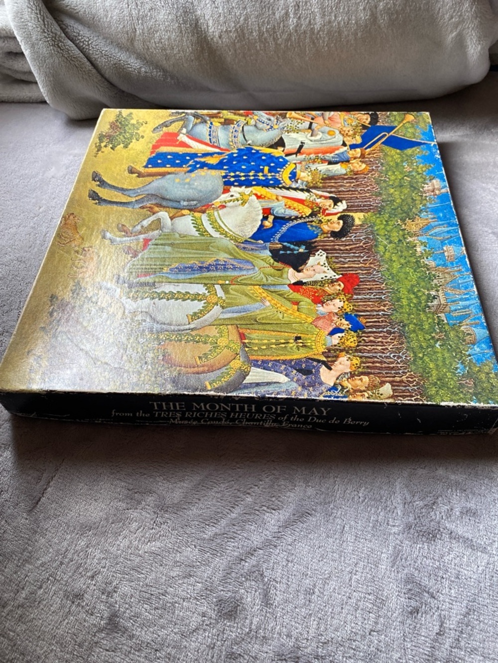 The Month of May Jigsaw Puzzle - Vintage Illustrated Scene (Yellow/Blue)